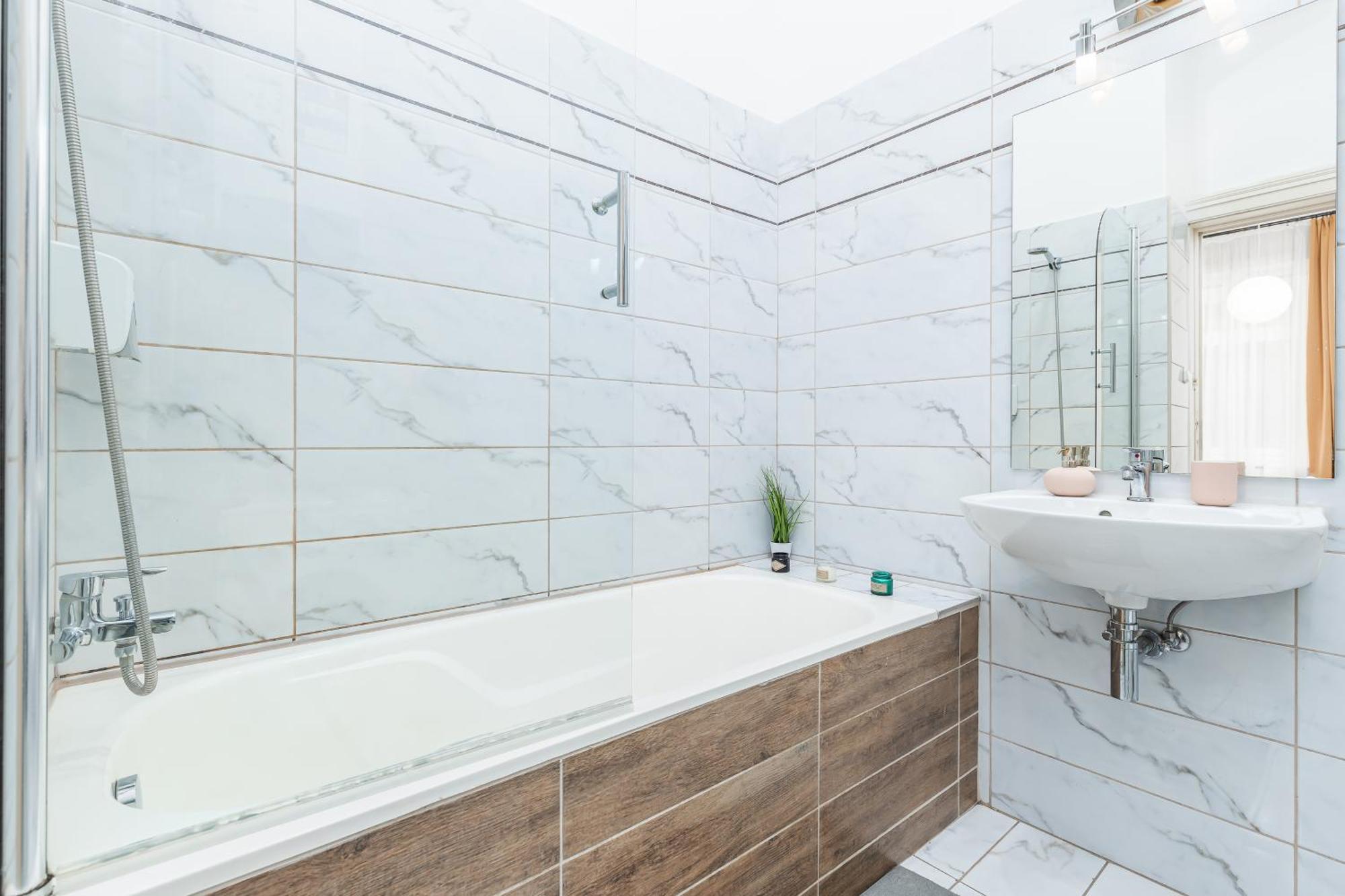Real Apartments Lovag ブダペスト エクステリア 写真