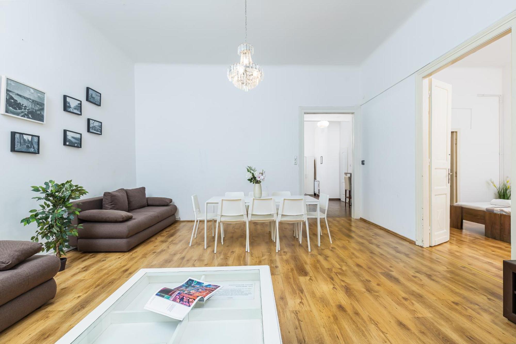 Real Apartments Lovag ブダペスト エクステリア 写真