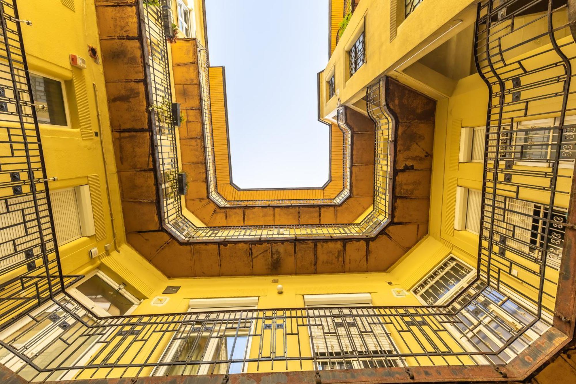 Real Apartments Lovag ブダペスト エクステリア 写真